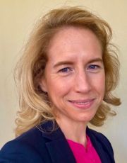 Headshot of Clementine Knight