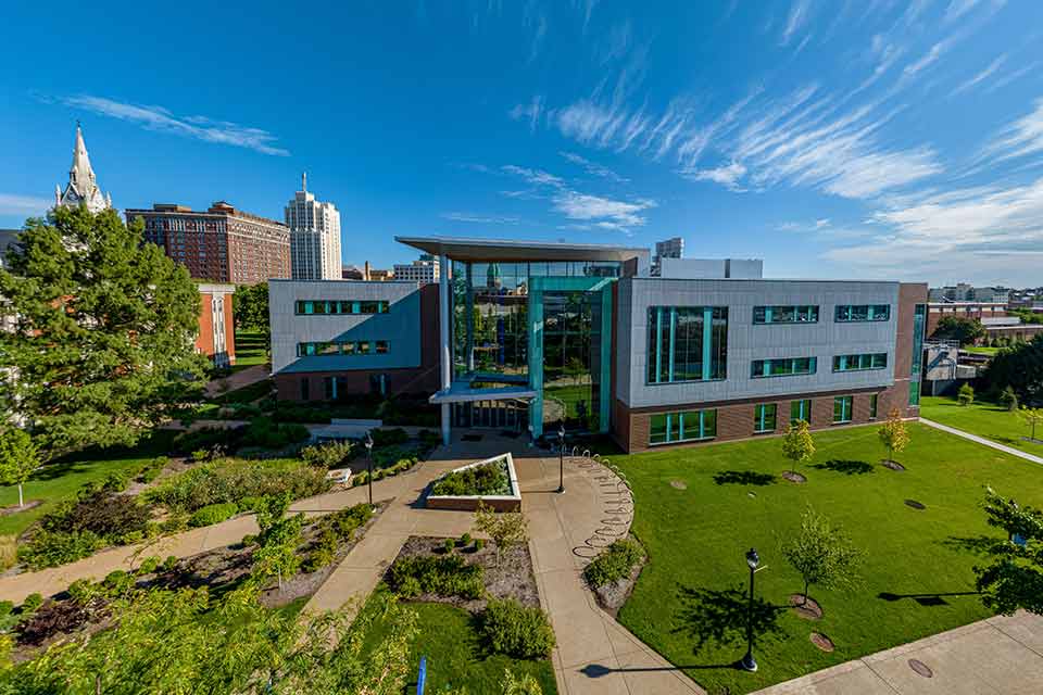 Exterior view of SLU Sinquefield Science and Engineering Center, formerly known as the Interdisciplinary Science and Engineering Building. 